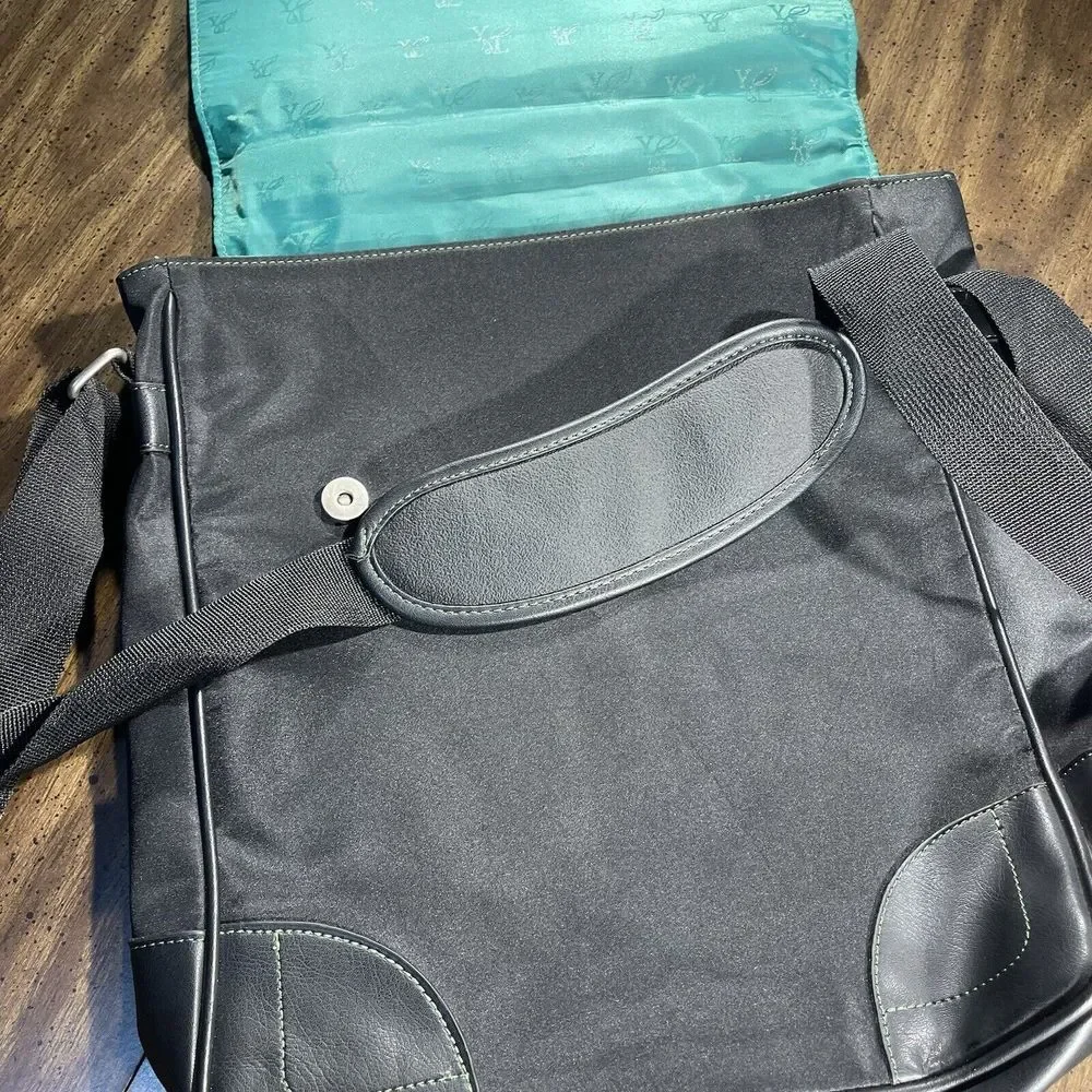Young Living Satchel Bag Black Shoulder Strap‎ Handbag Carry All Top Handle